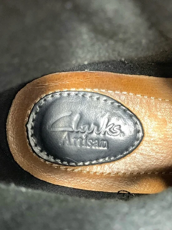 Clarks Kessa Mabel Black Leather Ruched Button Ankle Booties 8 Lagenlook Artsy - Picture 14 of 16